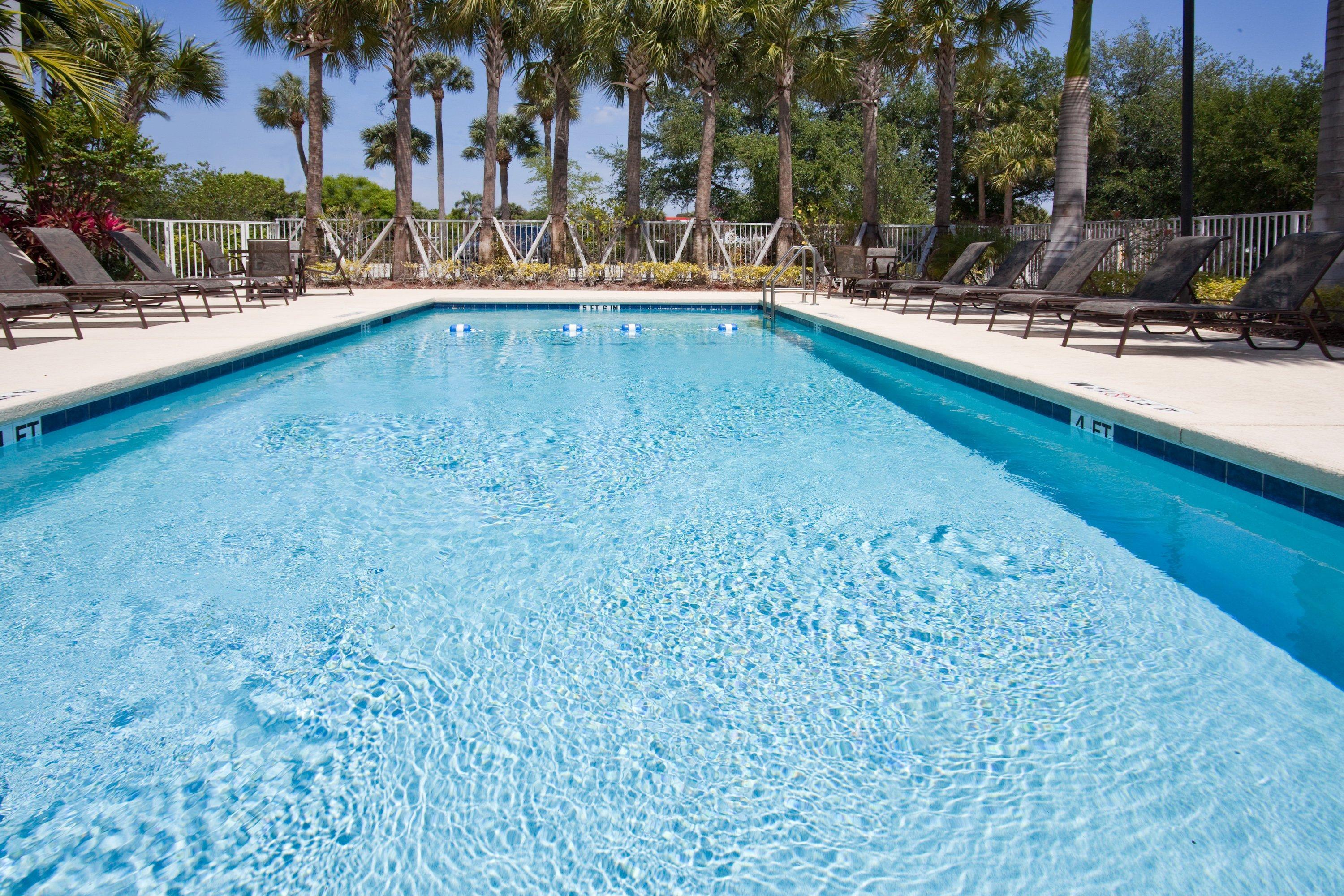 Holiday Inn Express West Palm Beach Metrocentre By Ihg Exterior foto